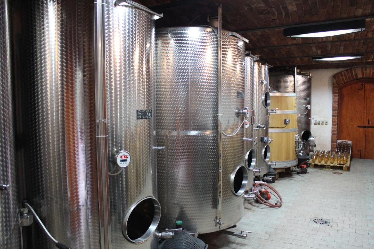 Kutjevo Wellness B&B Winery Sontacchi מראה חיצוני תמונה